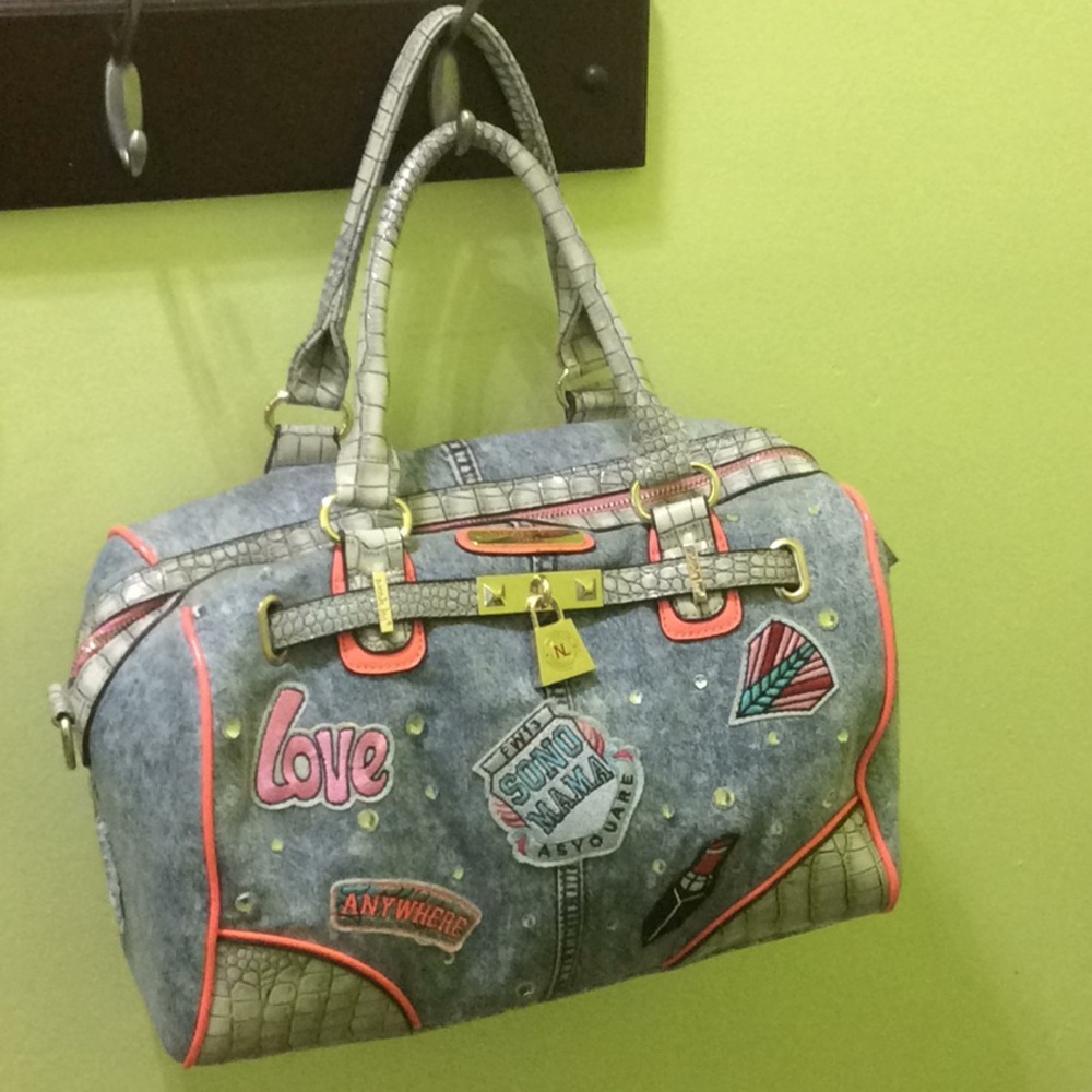 Nicole lee Athena handbag. Gently used 1 month.